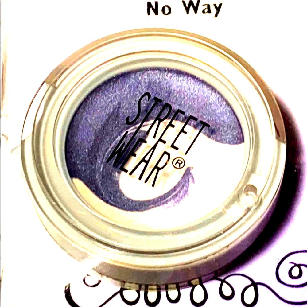 NEW Revlon Street Wear FX Swirl Eyes EYESHADOW No Way Purple & White Swirl